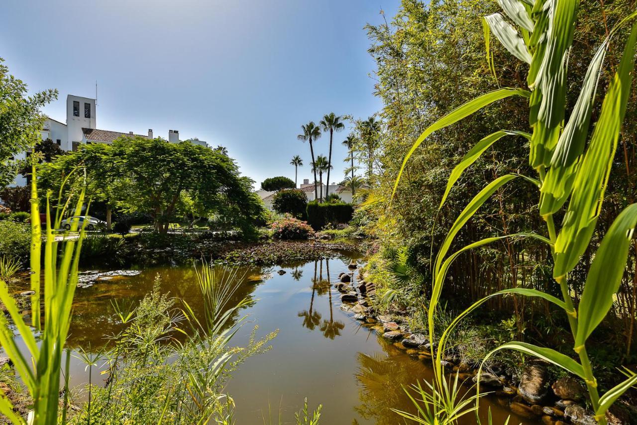Jardines Las Golondrinas Apartments Elviria 马尔韦利亚 外观 照片