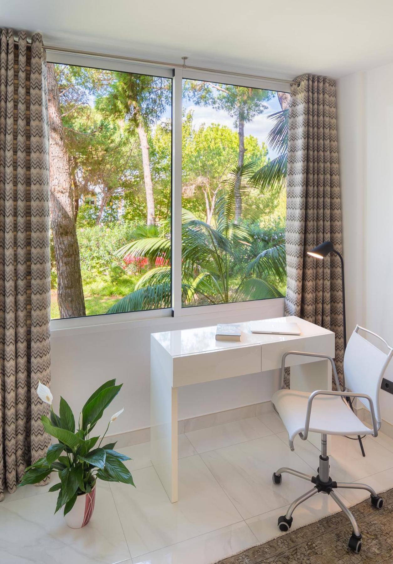 Jardines Las Golondrinas Apartments Elviria 马尔韦利亚 外观 照片