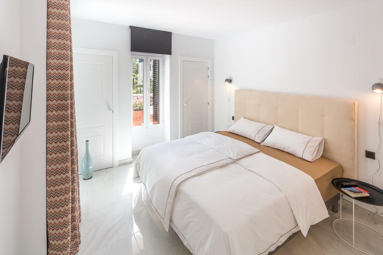 Jardines Las Golondrinas Apartments Elviria 马尔韦利亚 外观 照片